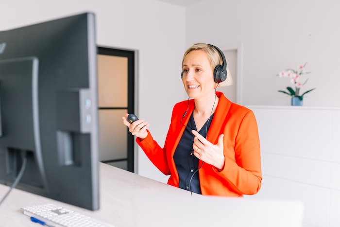 ashley obat geeft online advies tijdens een hartcoherentie training